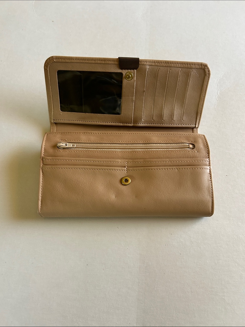 Rolfs Smooth Tan Clutch Wallet with Metal Snap - Picture 2 of 5